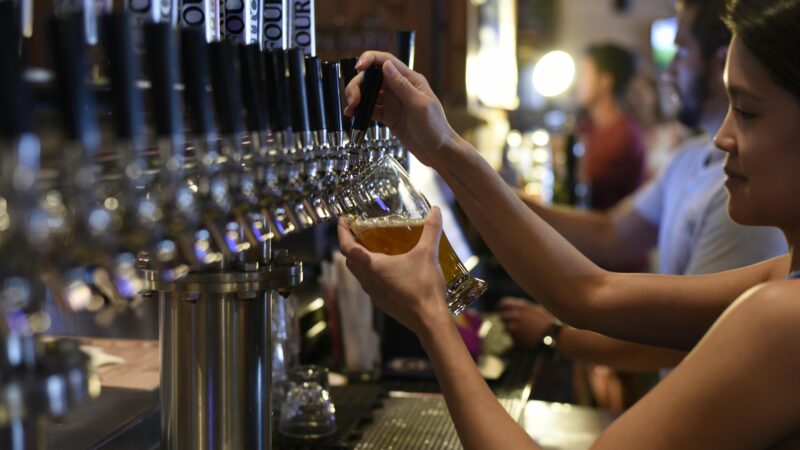 Jak zrobić piwo smakowe z pomocą koncentratu soku owocowego?