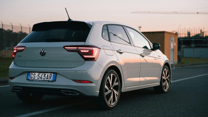 Leasing vs wynajem długoterminowy samochodu – Co się bardziej opłaca?